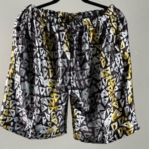 Beautiful African Short